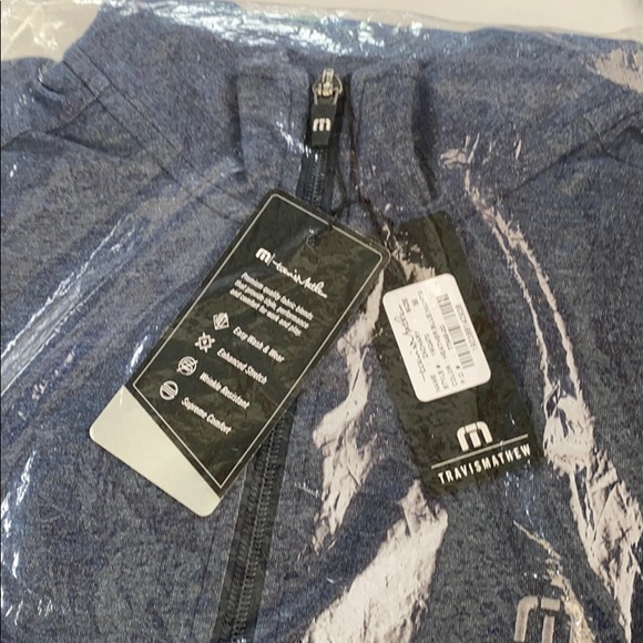 NEW Travis Mathew ZACHARY 1/2 Zip Jacket M Blue - Picture 7 of 7